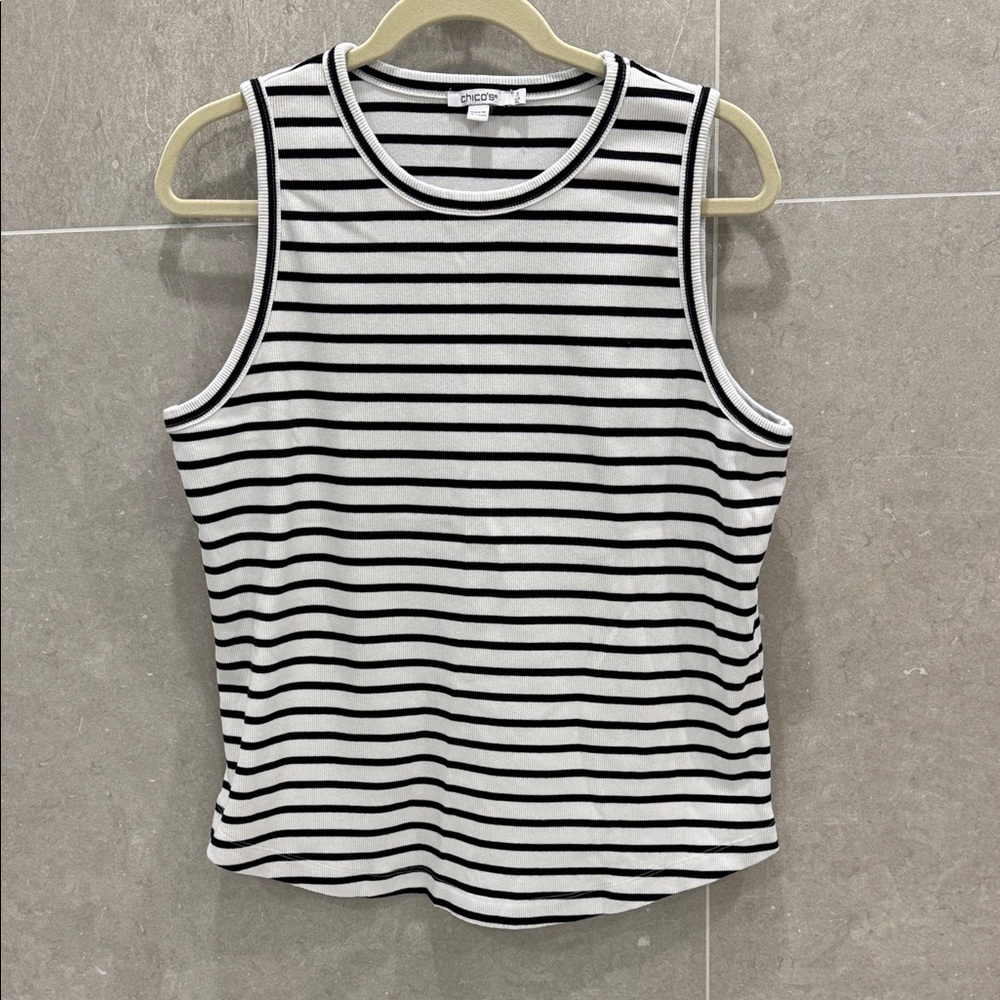 Chico's Black and White Ribbed Striped Tank Top with curved bottom